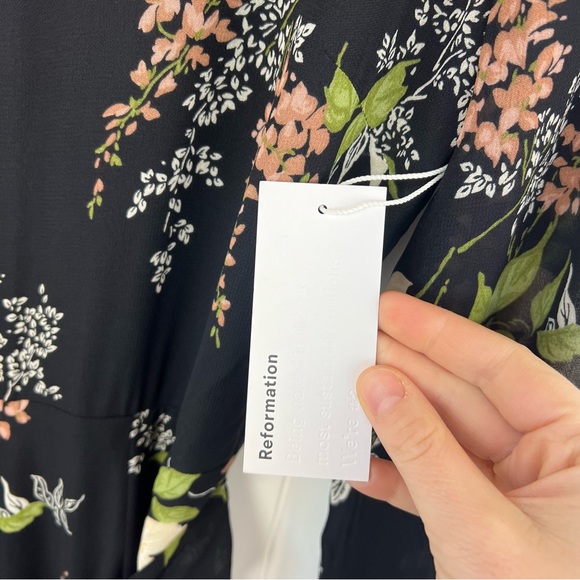 Reformation NWT black floral long sleeves jumpsuit 6 - Picture 7 of 12